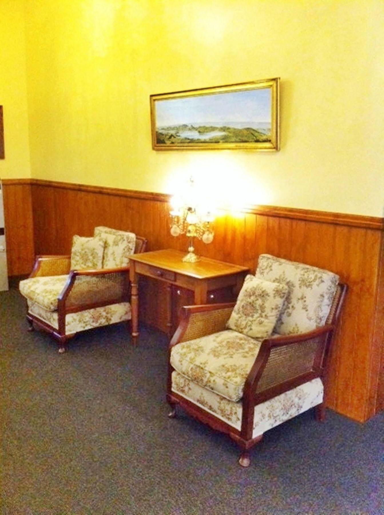 レバイアサン ホテル ダニーデン エクステリア 写真